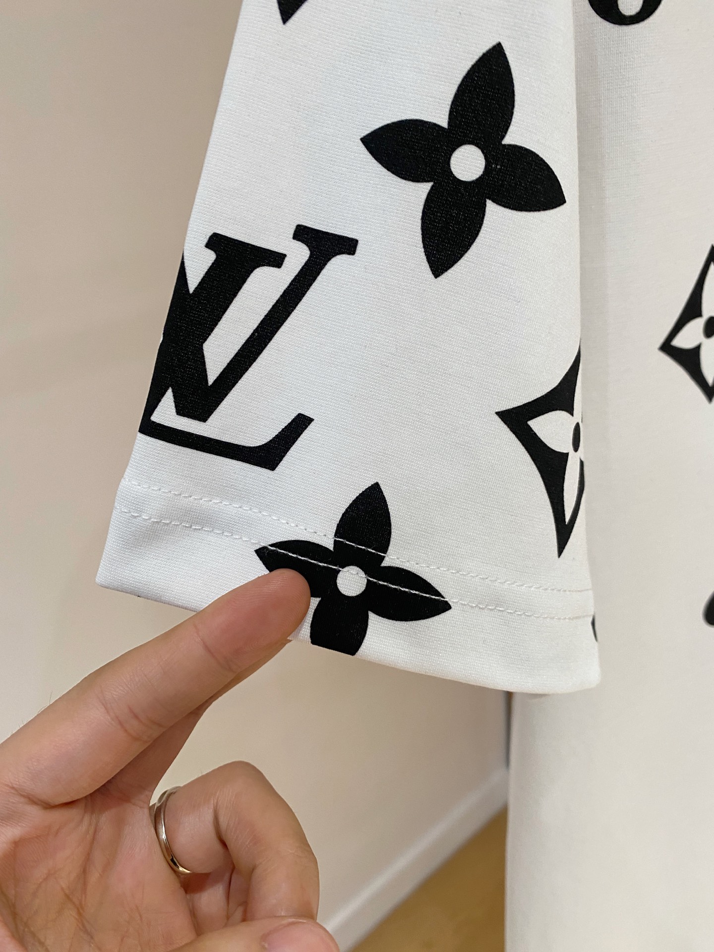 short sleeves